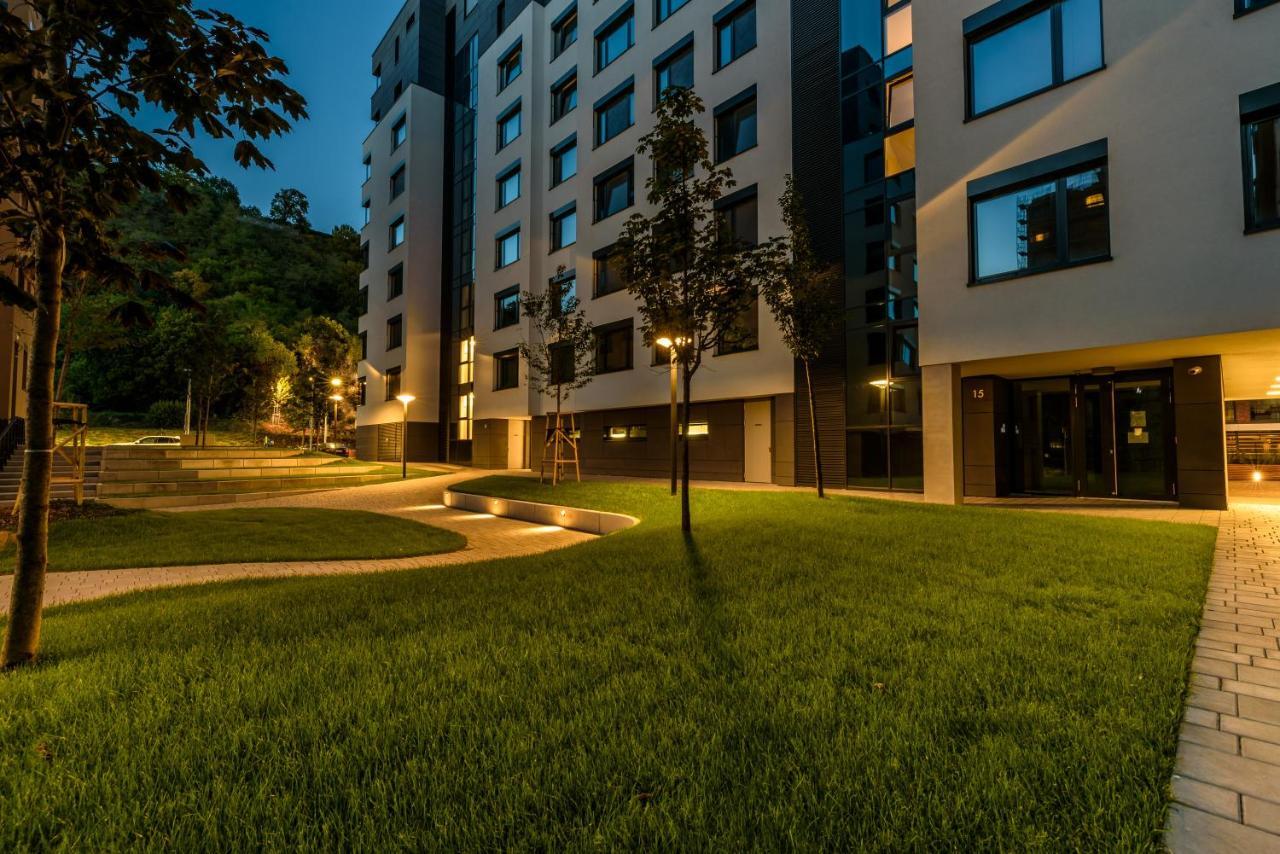 Bratislava Center, River Front, Private Parking Included Exterior photo